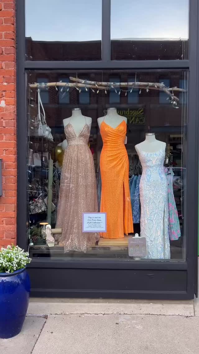 🌹👗PROM DRESS UPDATE… if you’re in the market for a prom dress, you need to stop and see us!