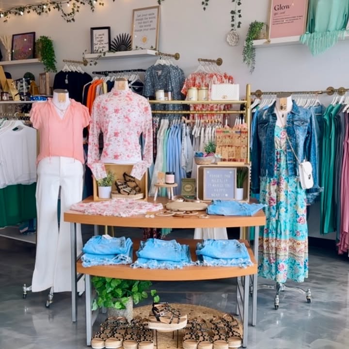 Photos from LouLou's Boutique's post