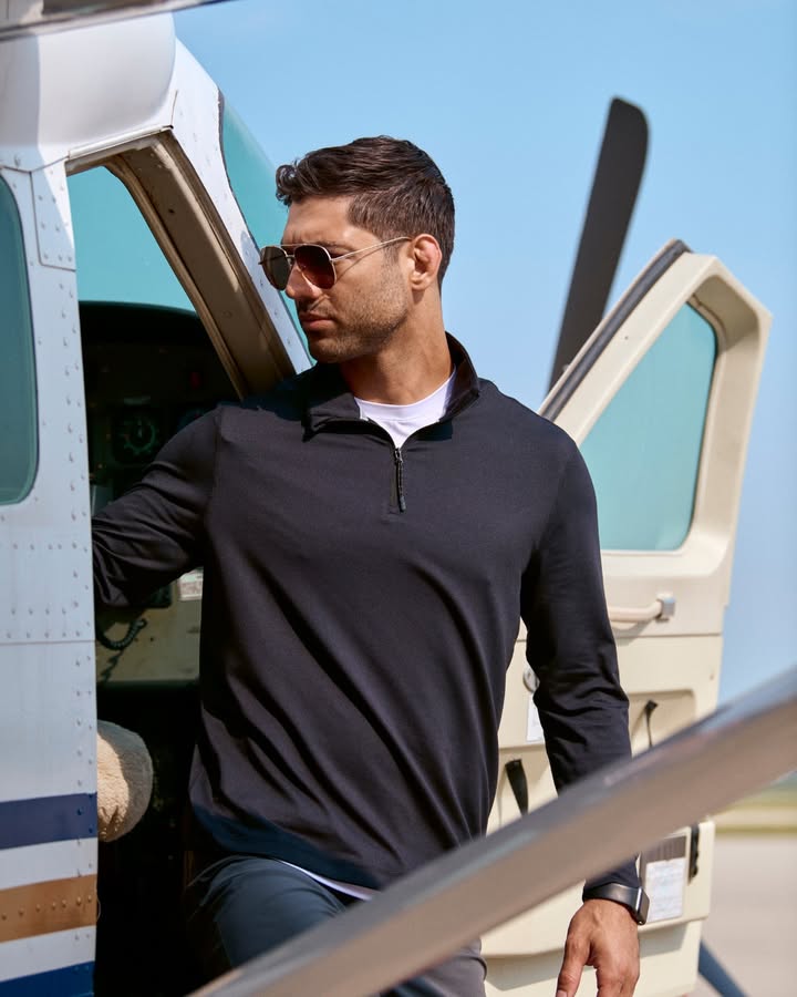 AWEARENESS @kennethcole CHILLFLEX performance casual wear: proof that dressing down can still look put together